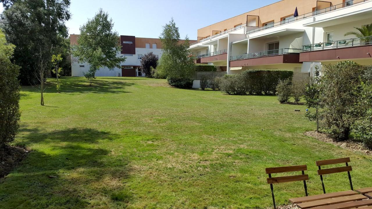 Charmant Studio Residence Avec Terrasse Jardin Au Centre De Vannes Eksteriør bilde
